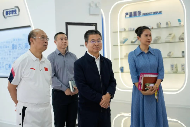 1732607720103699.png 企業(yè)微信截圖_17326076176159.png